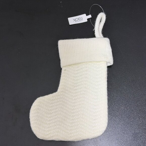 Nordstrom Initial D Embroidered Mini Christmas Stocking Scrunchies Holiday Gifts - Picture 3 of 8